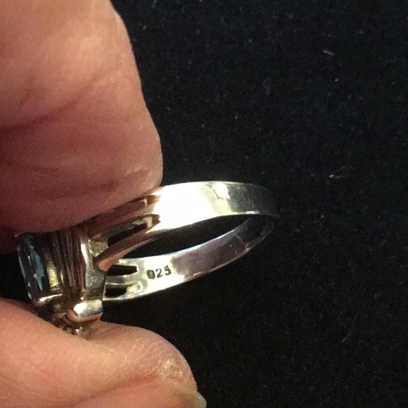 Estate Marquee Cut Blue Topaz Ring - Picture 7 of 8